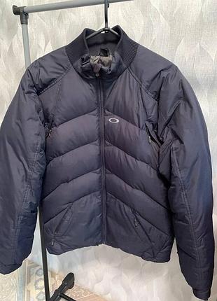 Пухова куртка oakley