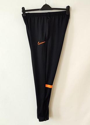 Спортивные штаны nike dri-fit academy training  — размер m