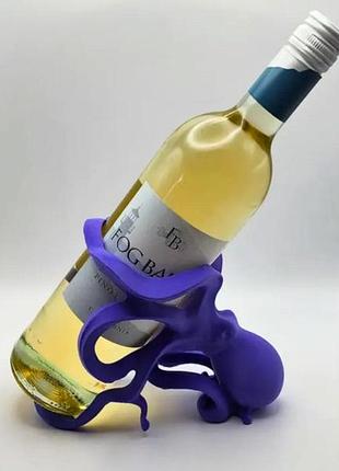 Держатель для бутылок вина octopus, в виде осьминога.