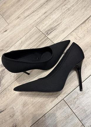 Туфлі жіночі zara чорні, розмір 39