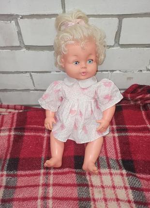 Винтажная английская кукла palitoy tiny tears
возле 38 см,