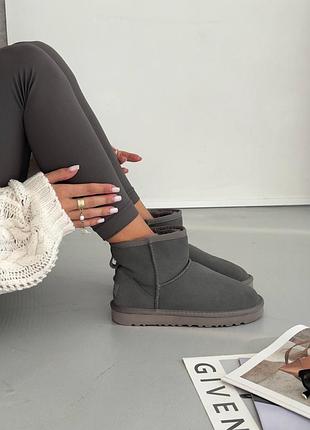 Ugg mini grey lux 2