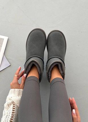 Ugg mini grey lux 3