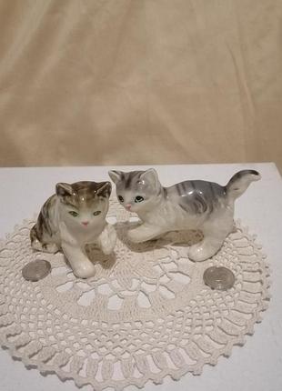 Форфоровые статуэтки котят. 5