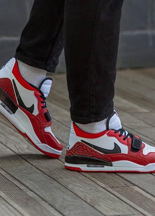 Чоловічі кросівки  air jordan legacy low 312