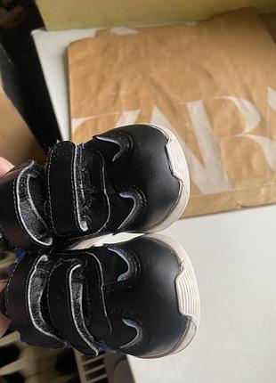 Кроссовки adidas 23 размер 4