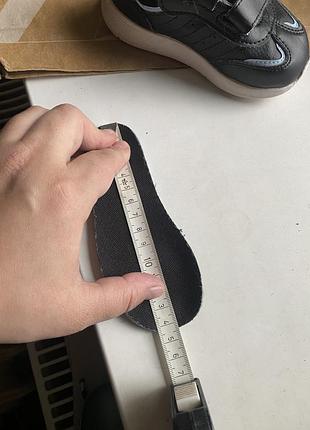 Кроссовки adidas 23 размер 9