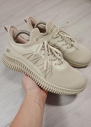 Кроссовки sketchers