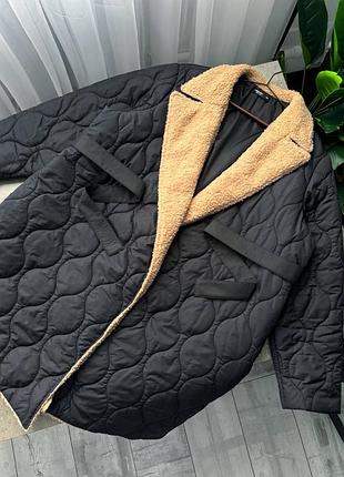 Стьобана куртка чорного кольору shein