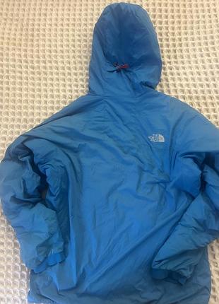 Куртка нова без бірки the north face. нюанс: трохи зачепи, але не критичні, майже не видно.