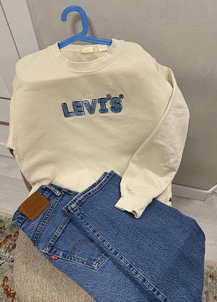 Джинси та світшот levi’s