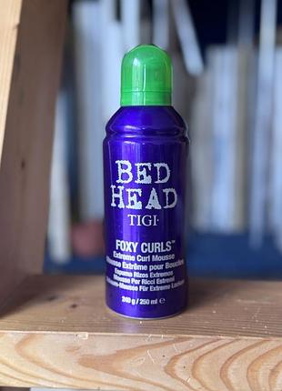 Пінка для волосся tigi bed head foxy curls extreme curl mousse, 250 ml