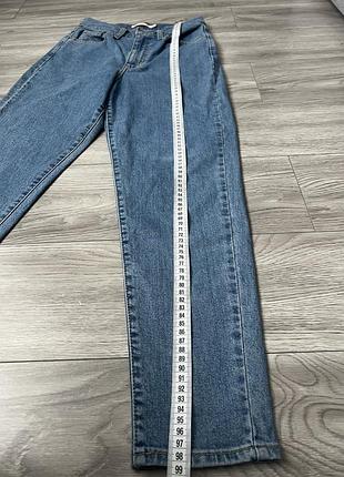 Оригінальні джинси levis high waisted taper 6