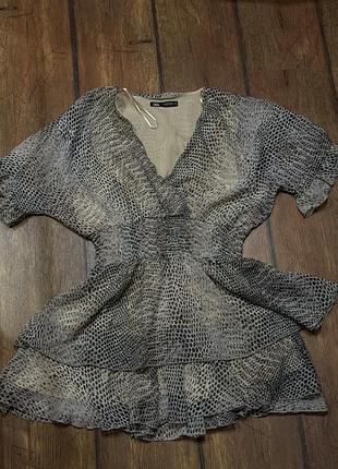 Коротка жіноча сукня zara