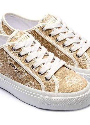 Кросівки guess