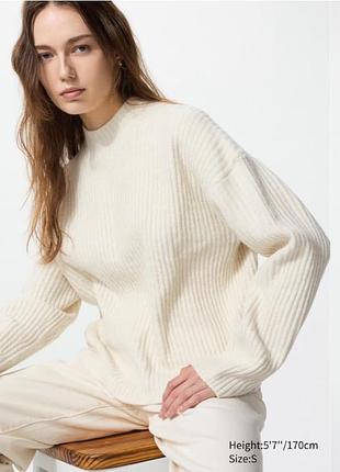 Свитер из топовой пряжи суфле soufflé yarn mock neck jumper