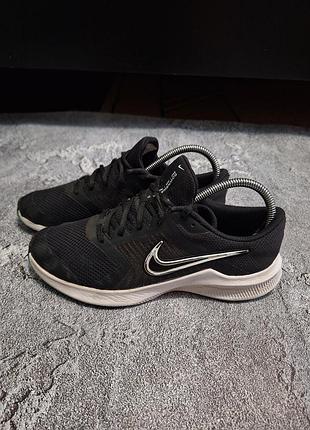 Кросівки nike downshifter 11 (eur 40 / 25 см) — оригінал, чорні бігові