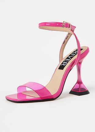 Жіночі босоніжки river island рожеві
