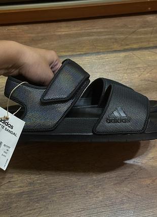 Босоніжки adidas унісекс 7
