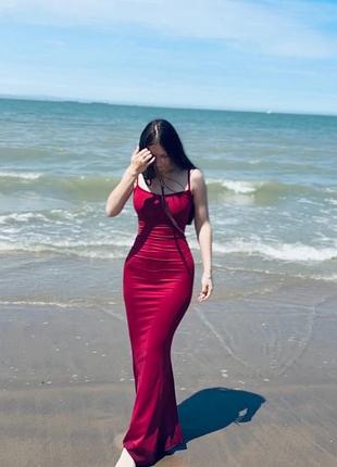 Бордова літня сукня