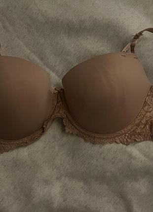Бюстгальтер жіночий victoria’s secret, бежевий. новий та має бірку