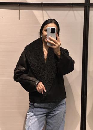 Чорна дублянка zara