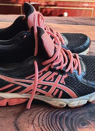 Женские спортивные кроссовкиasics, размер 41,5