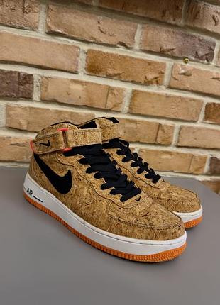 Кросівки чоловічі nike air force 1 mid '07 cork