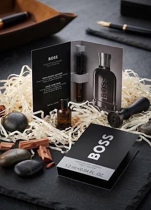 Чоловічий парфумований пробник hugo boss bottled beyond edp 1.2 мл (свіжий деревно-шкіряний аромат)
