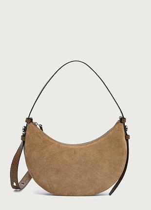 Urbanshop com ua tory burchсумка кросс-боди женская замшевая romy half moon бежевая 185086 размеры запитуйте