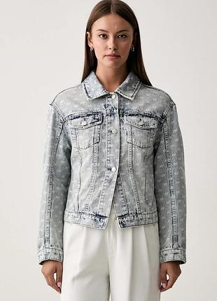 Urbanshop com ua armani exchangeкуртка женская джинсовая голубая xw002533 af25777 размеры запитуйте