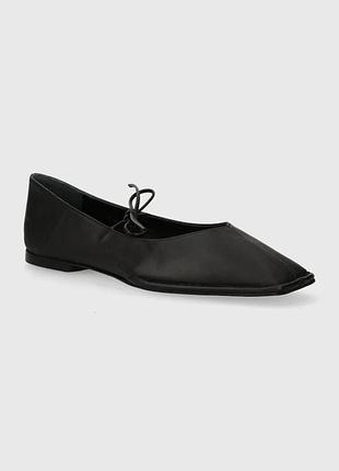 Urbanshop com ua alohasшкіряні балетки alohas sway колір чорний s00191.25 розміри запитуйте