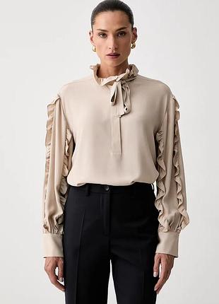Urbanshop com ua seventy veneziaблузка із рюшами жіноча з шовком бежева однотонна ca1551_460090 розміри запитуйте