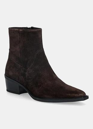 Urbanshop com ua vagabond shoemakers замшевые ботинки vagabond shoemakers kelsey цвет коричневый каблук блок 5810-140-31 размеры