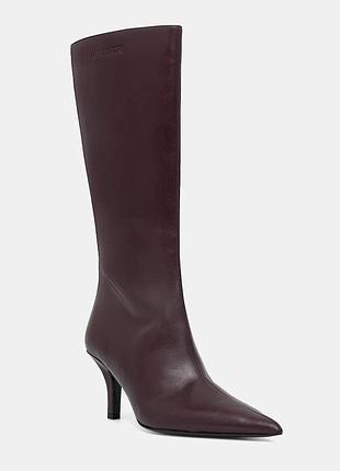 Urbanshop com ua patrizia pepe кожаные сапоги patrizia pepe цвет фиолетовый на шпильке 8y0131 l166 m536 размеры запитуйте