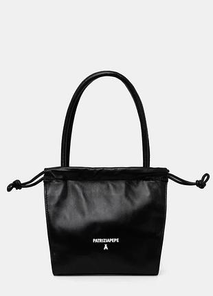Urbanshop com ua patrizia pepeкожаная сумочка patrizia pepe цвет черный 8b0251 l147 размеры запитуйте