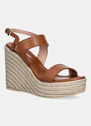Urbanshop com ua pollini босоножки на танкетке кожаные коричневые sa1624ci0otq0217 размеры запиту