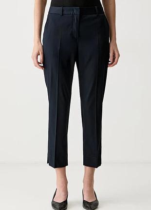 Urbanshop com ua bossштаны сarrot женские хлопчатобумажные с эластаном tapria-crop2 темно-синие high waist 50551937 размеры запитуйте