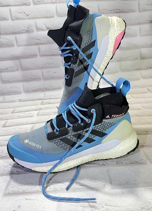Кросівки adidas