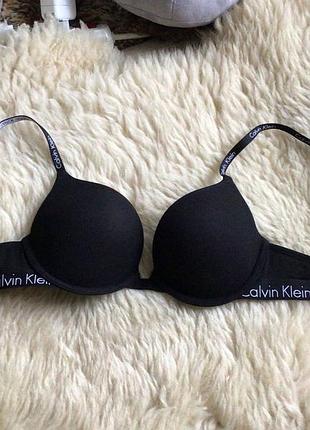 Оригинальный бюстгальтер calvin klein, р 75 с 5