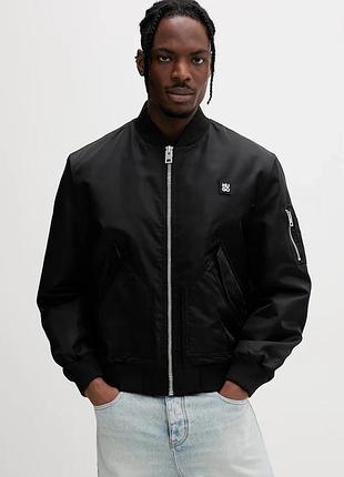 Urbanshop com ua hugoкуртка-бомбер мужская badam2611 черная 50552650 размеры запитуйте