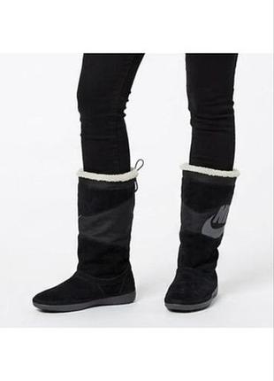 Замшеві сапожки чорні nike