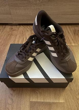 Кеди жіночі adidas vl court 3.0 коричневі