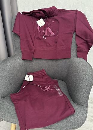 Спортивний костюм жіночий calvin klein xs, на тонкому флісі
