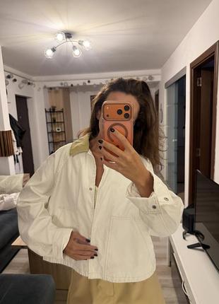 Вітровка жіноча zara біла розмір m
