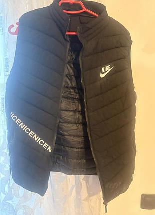 Жилетка чоловіча nike дута чорна