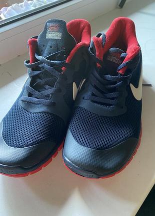 Кросівки  nike сині з червоним