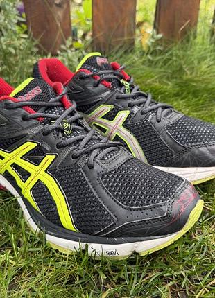 Оригінальні бігові кросівки asics gt -1000 3 t4k3n р46.5/29.5см