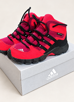 Черевики дитячі adidas демісезонні червоні, розмір 27, довжина устілки 17,5 см, gore-tex