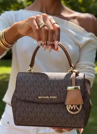 Сумка michael kors ava лого